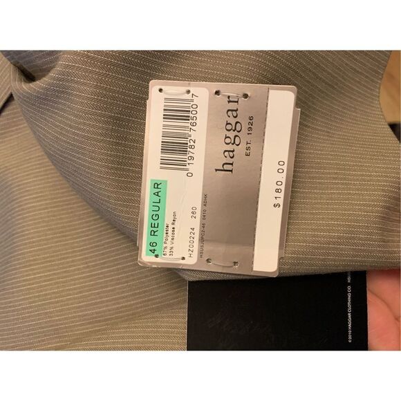 Hagger complete suit jacket size 48. Pants size 38x32 - Picture 5 of 5